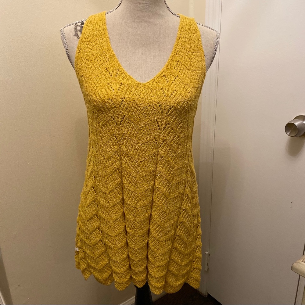 She + Sky Gold Knit Sweater Tank Top